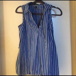 Last Chance! Lauren Ralph Lauren sleeveless shirt size medium